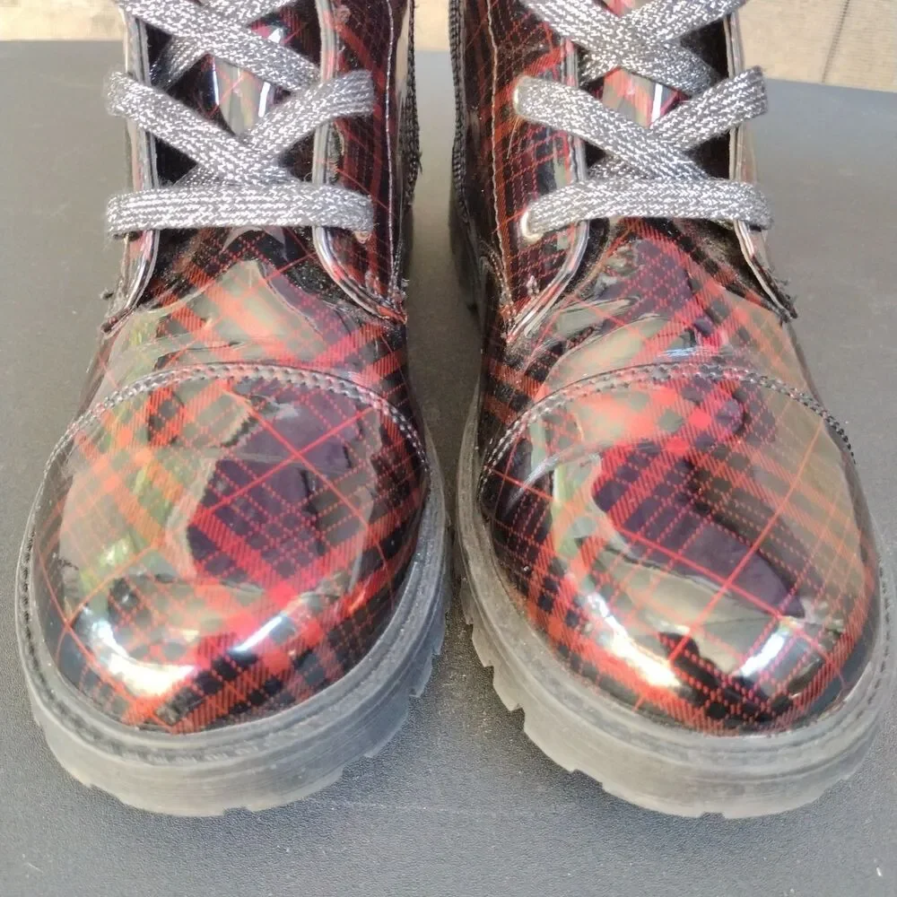 Jessica Simpson Rain Combat Boots Plaid Patent Zip Sides Kids Size 5 Black Red